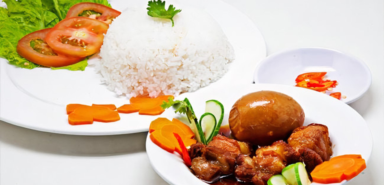 O Sương - Cháo Lòng, Xương Má Hàm & Lòng Xào Nghệ