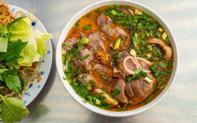 Quán 61 - Bún Bò Huế - Lê Văn Hiến