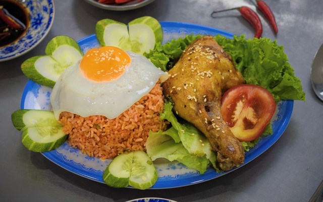 Vinh Cook - Cơm Chiên & Cơm Bò Xào