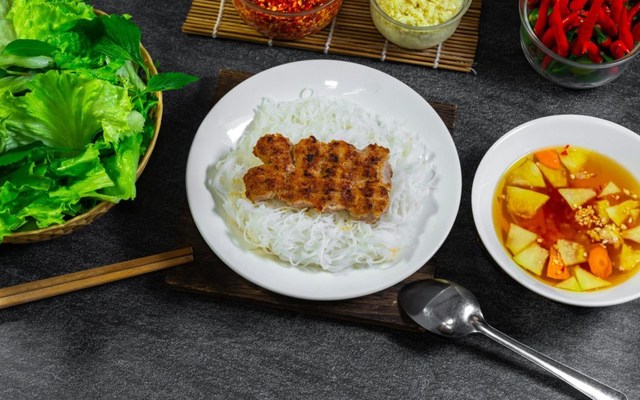 Bún Chả Quạt Mai Linh - Tô Hiến Thành