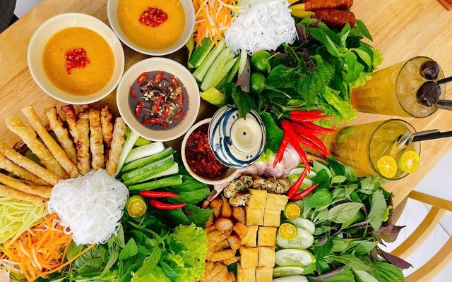 Ăn Là Dính - Bún Đậu Mắm Tôm & Nem Nướng Nha Trang