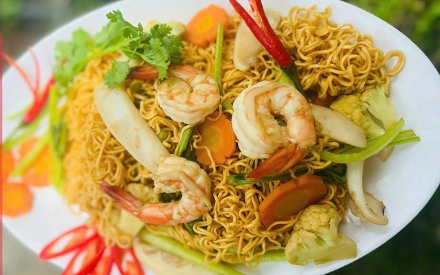 Bếp Xu Xu - Cơm Chiên Hải Sản, Mỳ Xào Hải Sản & Tôm Xốt Hoàng Bào