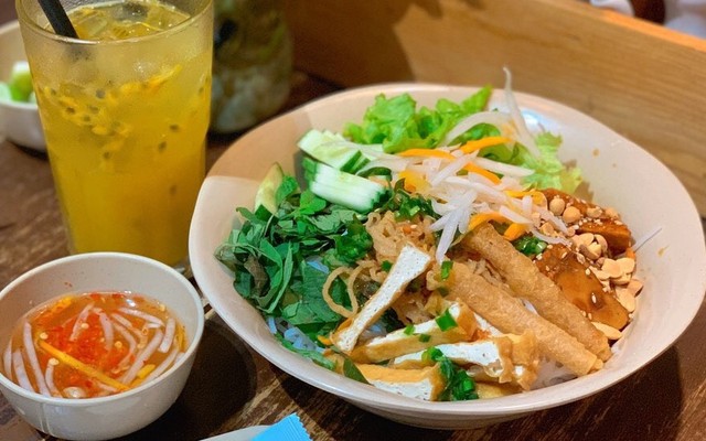 Hủ Tiếu Chay Cây Đề - Quang Trung