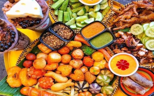 Tiệm Nhà Gạo - Gà Rán, Mì Trộn Indomie & Đồ Ăn Vặt - Đào Xuyên
