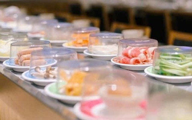 Kichi Kichi Lẩu Băng Chuyền - Huỳnh Tấn Phát