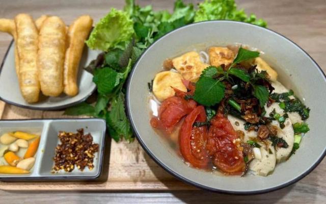 Chay Bon Bon - Nguyễn Văn Cừ