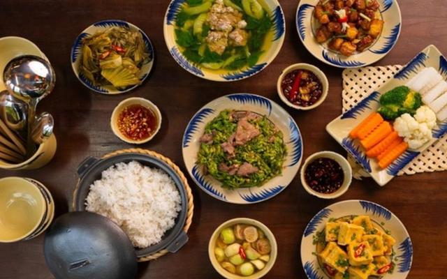 Tiệm Cơm Bầm Thu - Kim Mã