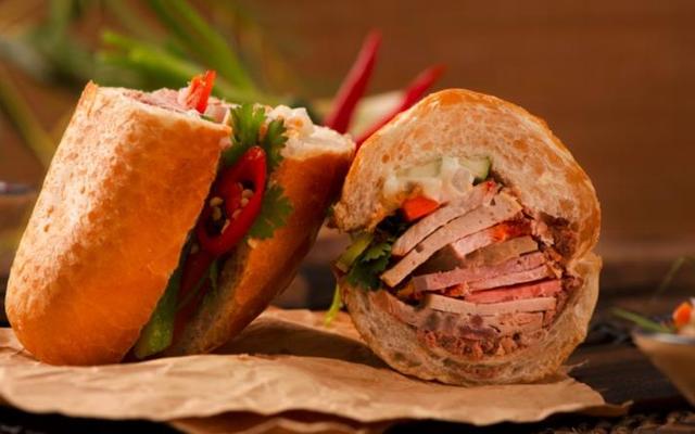 Bánh Mì Lưu Luyến - Tân Châu An Giang - Nguyễn Thần Hiến