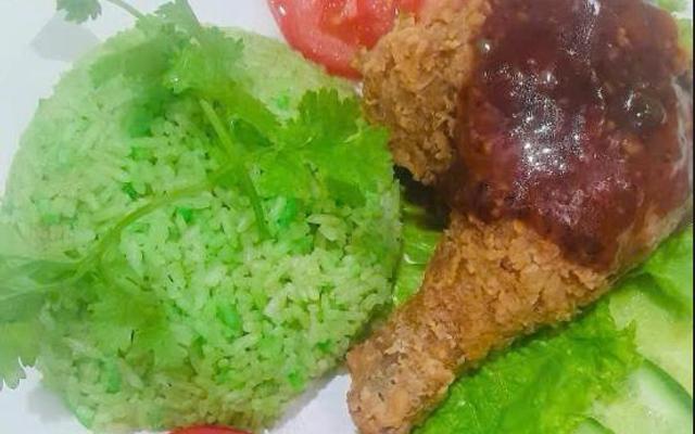 Cơm Gà Lá Dứa Vy Vy