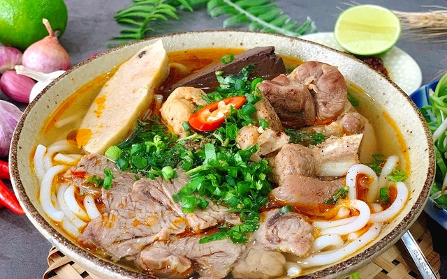 Bún Bò Huế Hiền Lương - Cống Quỳnh