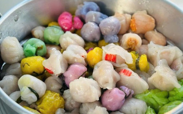 Bếp Của Miheo - Mì Xào, Há Cảo HongKong & Chân Gà Rút Xương Xốt Thái