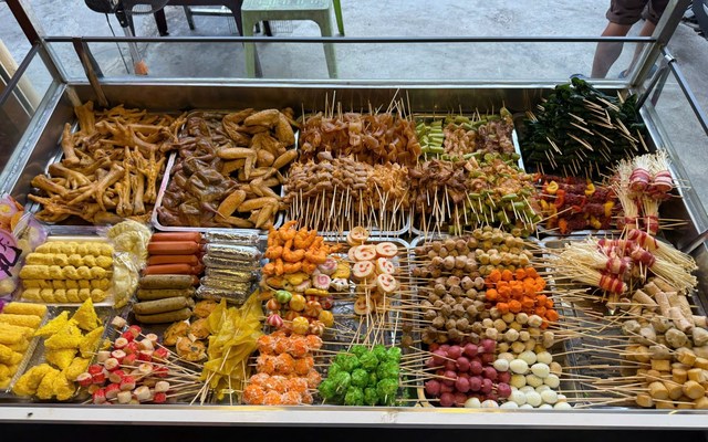 Mì Cay, Xiên Chiên & Xiên Nướng Nhà Làm - Chíp Chíp