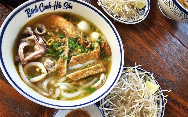 RIÊU - Bánh Canh Hải Sản - Võ Văn Kiệt