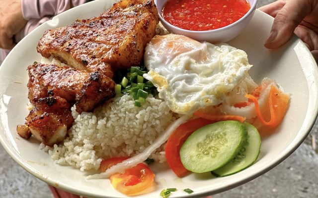 CƠM TẤM SÀI GÒN GIA HÂN - Ngô Quyền