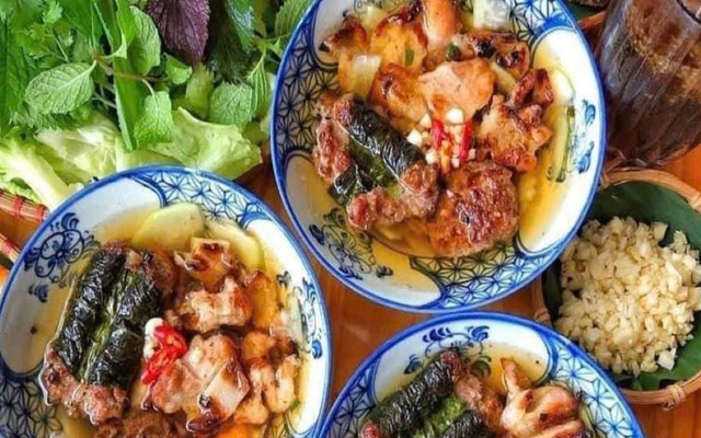 Bún Chả Que Tre Lê Gia - Bún Trộn & Nem Lụi - Mễ Trì Hạ