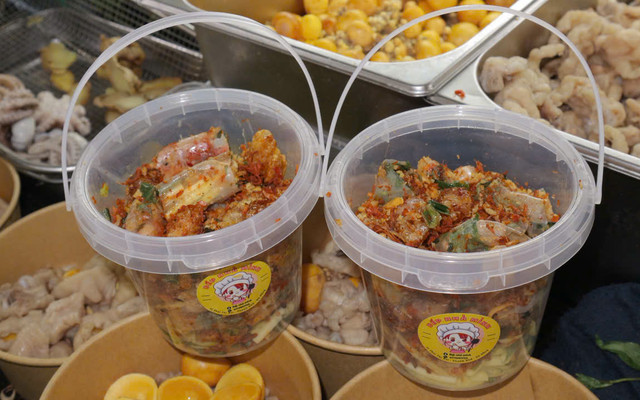 Bếp Nhà Mình - Chân Gà - Tôn Đức Thắng