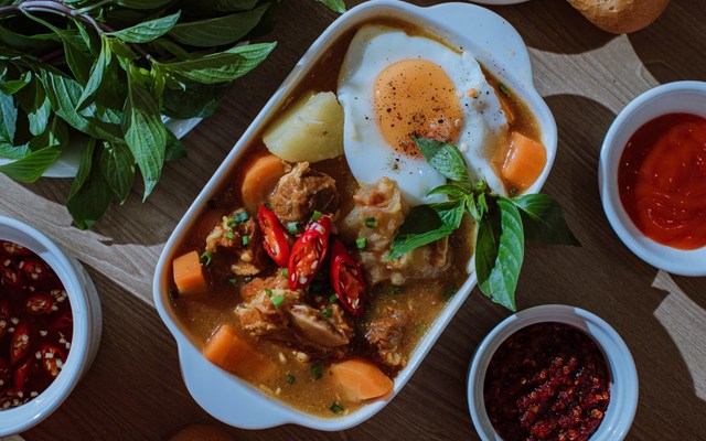 Nồi Bò Kho - Hà Phước