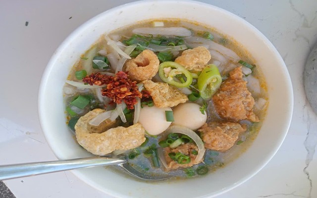 Bánh Canh Hiền - Lê Minh