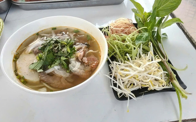 Quán Bún 2 Cái Chum