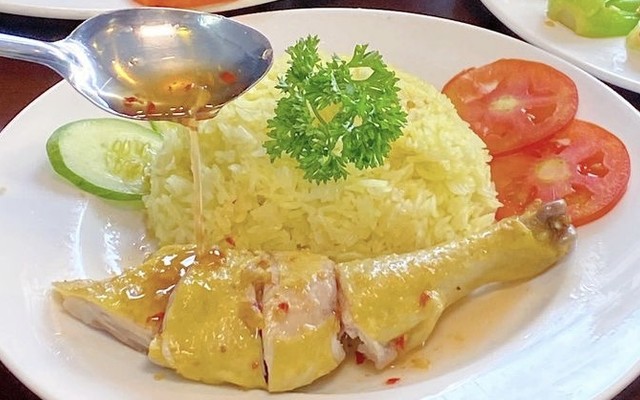 Cơm Gà Tam Kỳ Cô Minh - Lý Thường Kiệt