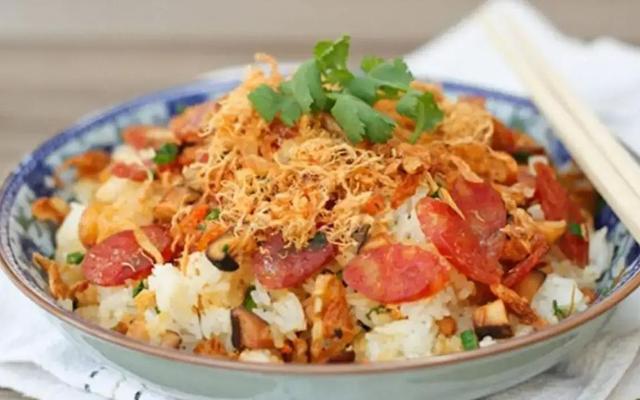 Bánh Cuốn Nóng & Xôi Mặn Sài Gòn - 127 Nguyễn Tự Tân