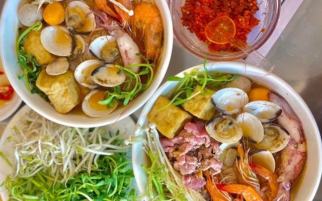 Bếp Của Bông - Bún Thái & Bánh Ướt Lòng Gà - Đường Số 20