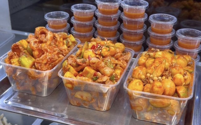 Chân Gà Sốt Thái Yến Nhi - 471 Lương Ngọc Quyến