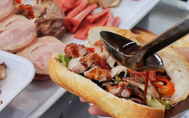 Bánh Mì Em Trang - Lý Chính Thắng