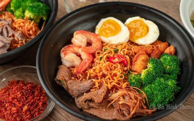 Quán Bất Ổn - Bánh Mì Trộn, Bánh Mì Pate Bò & Cafe