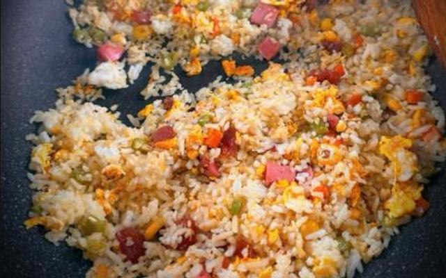 Cơm Chiên HH - 14 Trần Cao Vân