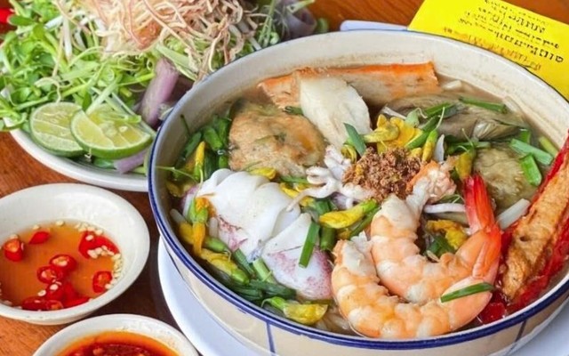 Bún Mắm Đại Tiến