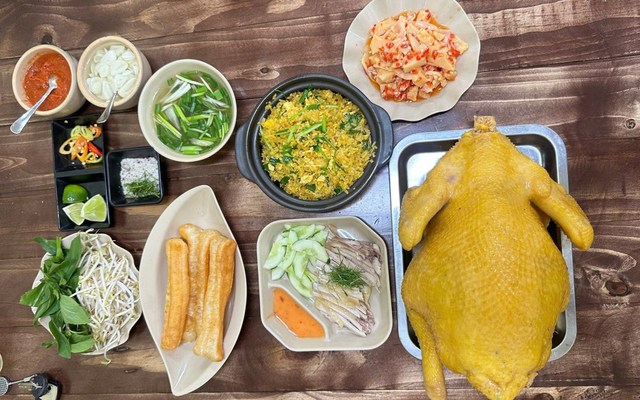 Phở Gà Vũ Trần - Cơm Đảo