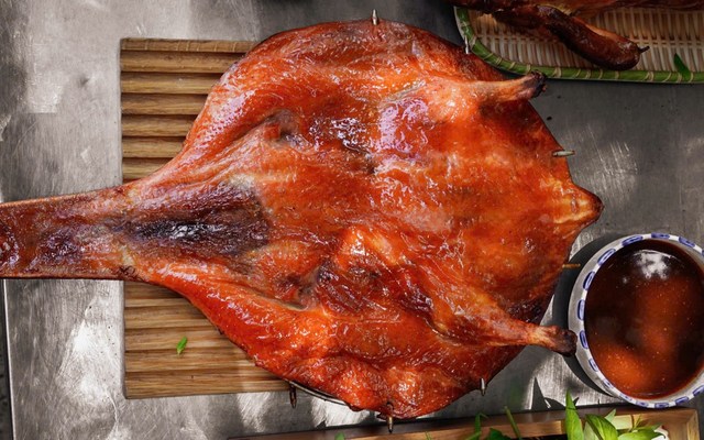 Vịt Quay Da Giòn - Công Danh