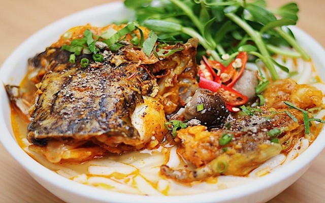 Bánh Canh Cá Lóc Sịa - 270 Phạm Văn Đồng