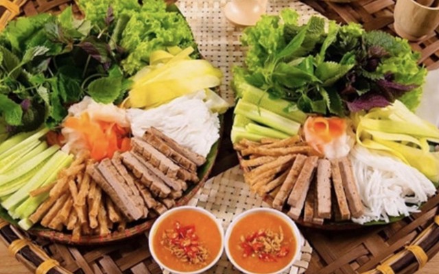 Nem Nướng Nha Trang Hà Béo - 43 Ngô Tất Tố