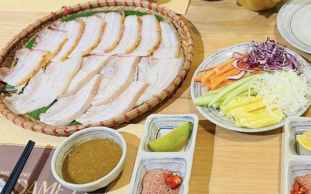 NHÀ HÀNG BÁNH TRÁNG MADAME LY - 88 Bắc Sơn