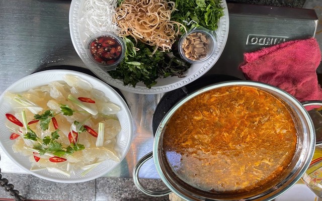 Quán Ốc Chang Chang - 73 Trần Bình Trọng