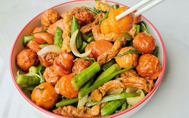 Cá Viên Chiên Mắm Vỉa Hè - 66 Bà Triệu