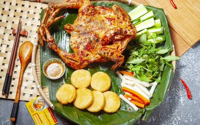 Gà Nướng Mắm Nhĩ Bảo Anh Food - Đường Số 17