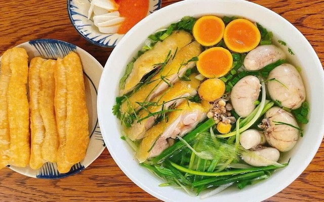 Xuân Trường Quán - Phở Gà, Miến Ngan & Cơm Rang