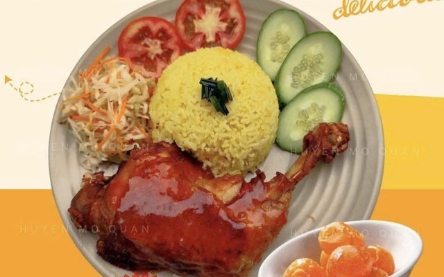 Cơm Gà Sốt Đa Nhân Cách