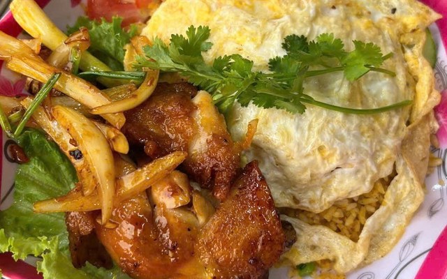 Lẩu Gà Tài Ký - Cơm Chiên & Mì Xào