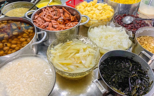 Chè Cột Điện - 981 Cách Mạng Tháng 8