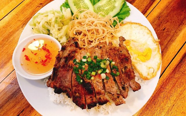 Cơm Tấm Mái Lá - Maila Restaurant - 207 Hồ Nghinh