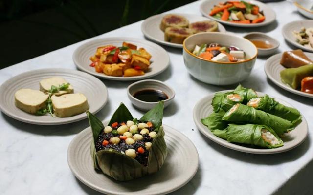 Quán Ngon - Các Món Chay & Mặn - CMT8