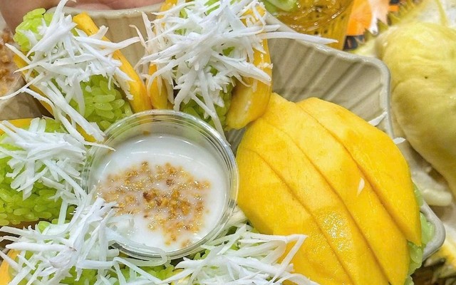 Như Ý - Kem Xôi Lá Nếp, Kem Bơ Dừa & Trà Trái Cây - 86 Văn Cao