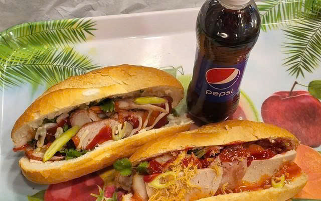 Bánh Mì Hoàng Hường - Nguyễn Tri Phương