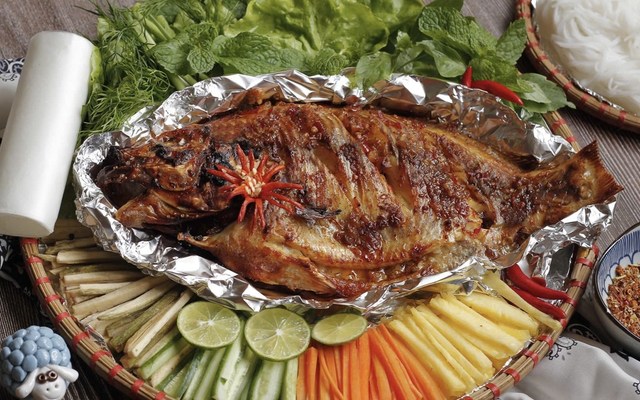 MONMIN - Vịt Quay, Vịt Rang Riềng & Gà Rang Muối - 101 Tân Lập | Đặt ...