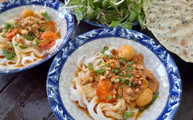 Mỳ Quảng - 642 Trần Cao Vân
