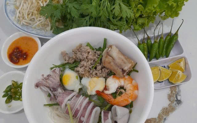 Hủ Tiếu Mực Hồng - TTHC Dĩ An